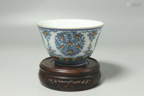 A Chinese Dou-Cai Glazed Porcelain Cup
