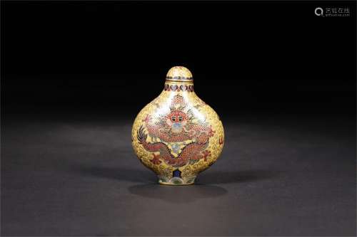 A Chinese Cloisonne Snuff Bottle