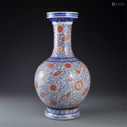 A Chinese Iron-Red Glazed Blue and White Porcelain Vase