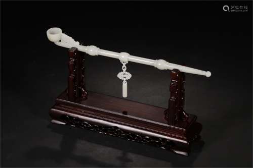 A Chinese Carved Jade Pipe