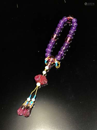 The Chinese Amethyst Hand String Beads
