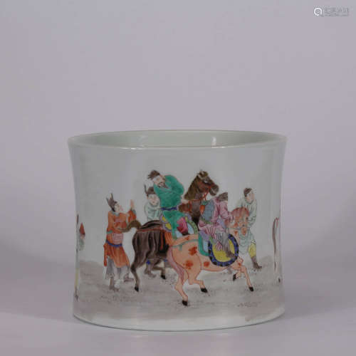 A Chinese Famille Rose Porcelain Brush Pot