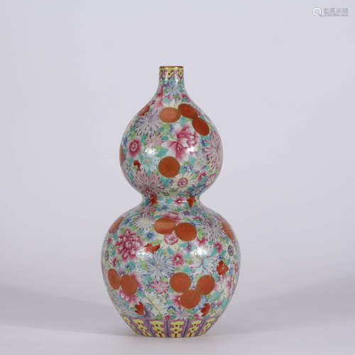 A Chinese Famille Rose Porcelain Gourd-shaped Vase