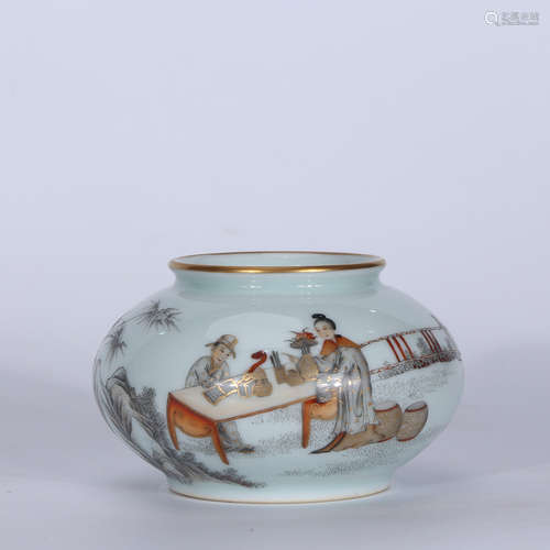 A Chinese Famille Rose Gilt Porcelain Water Pot