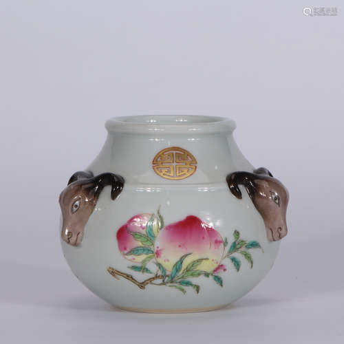 A Chinese Famille Rose Porcelain Water Pot