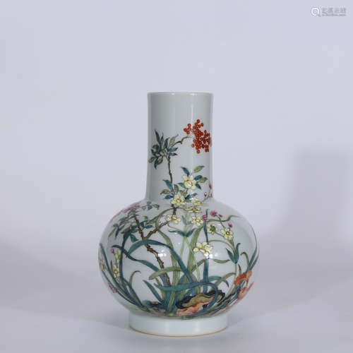 A Chinese Famille Rose Floral Porcelain Vase