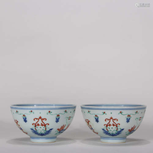 A Pair of Chinese Floral Porcelain Bowls