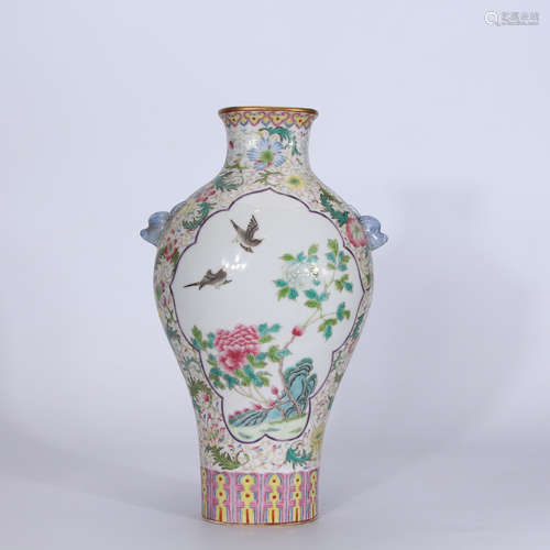 A Chinese Famille Rose Porcelain Vase