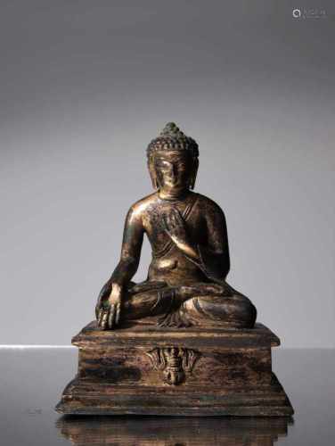 BUDDHABronze rest giltTibet or Nepal , 15th centuryDimensions: Height 11 cmWeight: 606 gramsBuddha