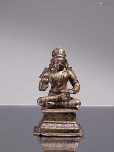 ARHATBronzeIndia 16th centuryDimensions: Height 8 cm ; Wide 4,5 cm ; Depth 4 cmWeight: 200 gramsAn