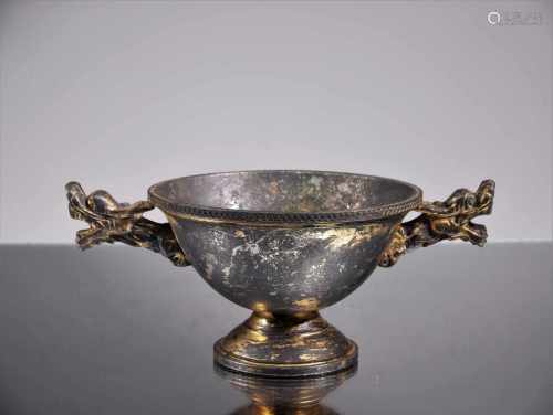 OFFERING BOWLBronzeJapan or China , 15th centuryDimensions: Height 7 cm ; Wide 16 cm ; Depth 10