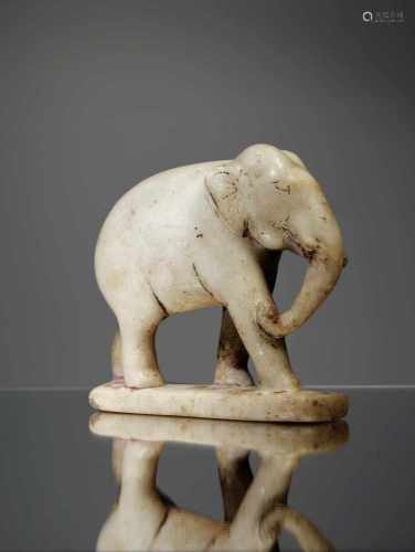 ELEPHANTMarble,India 18th centuryDimensions: Height 13 cm , Wide 13 cm , Depth 5 cmWeight: 874