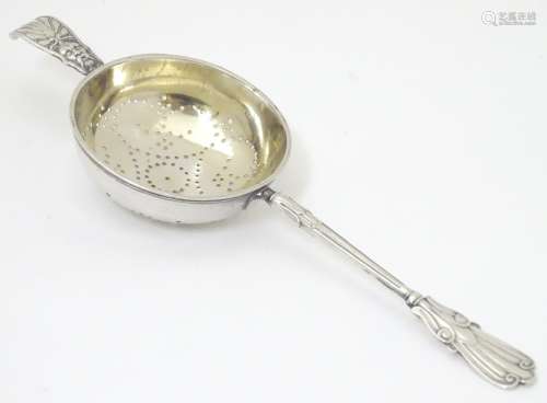 Scandinavian silver : A Danish silver tea strainer marked V.