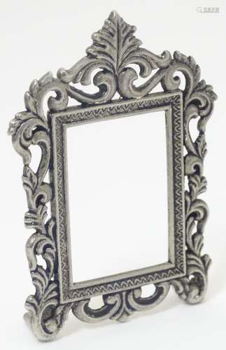 A miniature silver frame 3