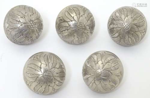 A set of 5 19thC / 20thC white metal buttons with engraved decoration. Indistinctly marked. Approx.