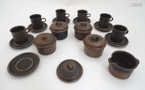 Vintage Retro: Denby style table wares, to include 6 coffee cups and saucers,