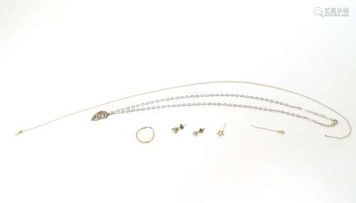 Assorted 9ct gold and silver gilt jewellery CONDITION: Please Note - we do not