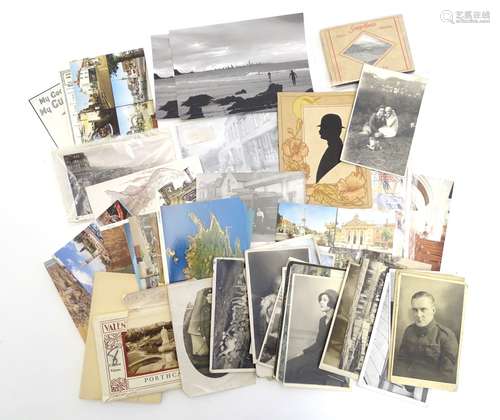 A quantity of 20thC vintage travel / topographical, comic, photographic and advertising postcards,