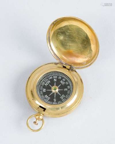 Pocket compass, with wind rose and open lid mechan…