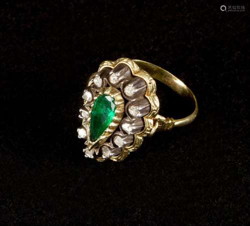 Emerald Diamond Ring around 1880, rich decorated i…