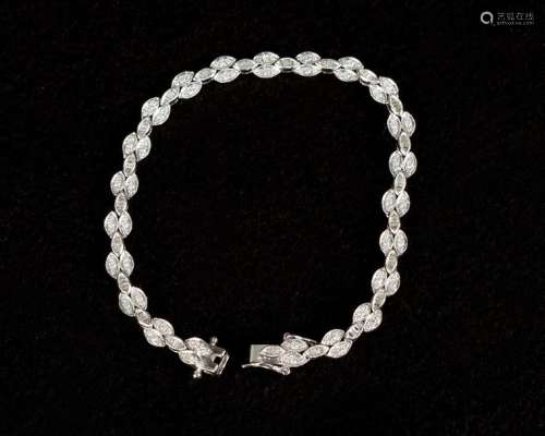 Diamond bracelet around 1970, baguette and diamond…