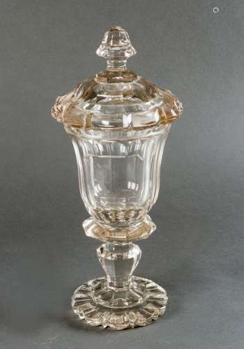 Biedermeier glass goblet, with one lid and central…