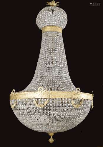 Large hall chandelier in Louis XVI manner, round b…