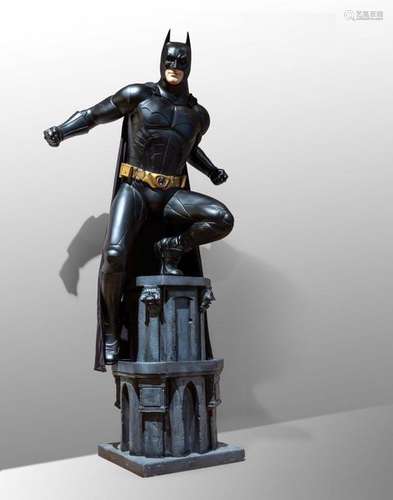 DC Comics, Statua di Batman