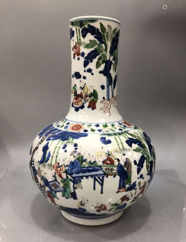 A Famille Verte Globular Vase Qing Dynasty