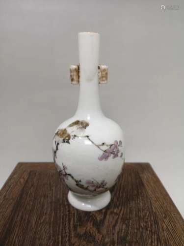 A Famille Rose Vase Guangxu Period