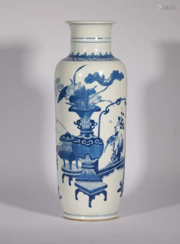 A Blue and White Antiques Vase Qing Dynasty