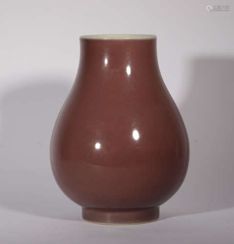A Langware Bottle Vase Daoguang Qing Dynasty