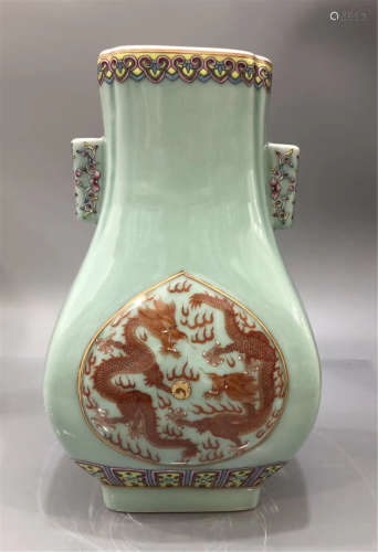 A Famille Rose Tubular Vase Guangxu Period