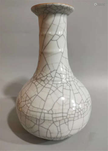 A Ge-type Vase Qianlong Period