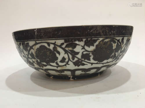 Chinese Ming Dynasty Hongwu Underglaze Red Porcelain Bowl