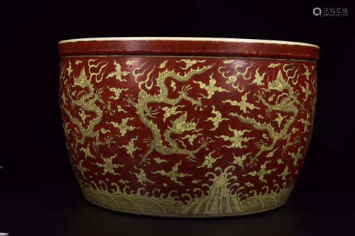 Chinese Ming Dynasty Jiajing Period Yellow Glaze Pattern Porcelain Vat
