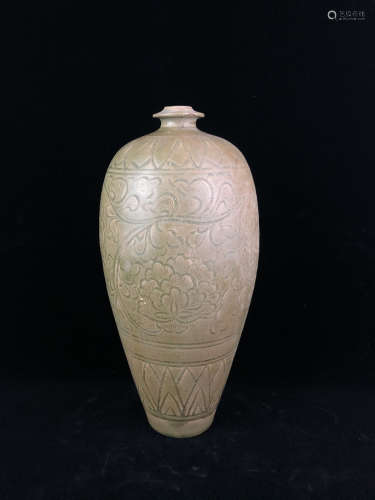 Chinese Yao Zhou Kiln Carved Porcelain Plum Bottle
