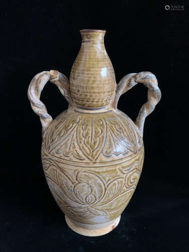Chinese Porcelain Carved Gourd Bottle