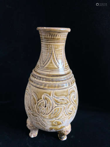 Chinese Three-Legged Porcelain Vase