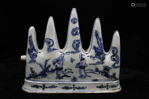 Chinese Ming Dynasty Blue And White Porcelain Brush Holder