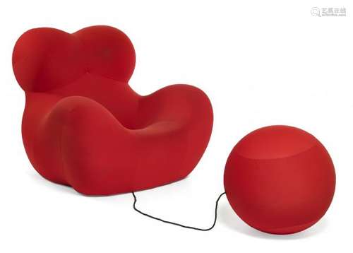 Gaetano PESCE (Né en 1939)  - Fauteuil et son ottoman dits « Up 5 et 6 » – Circa [...]