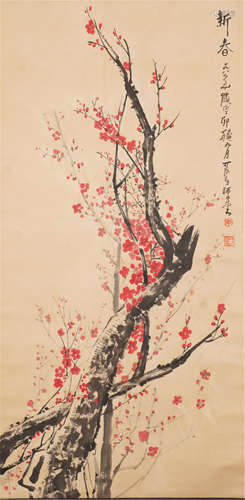 CHINESE PAINTED SCROLLL OF PLUM BLOSSOMMING BY LI KERAN