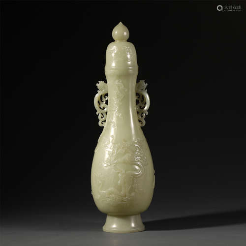 A CHINESE ANCIENT JADE CARVED DRAGON PATTERN VASE