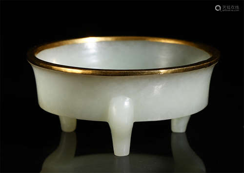 A CHINESE JADE INLAID GOLD THREE FEET CENSER