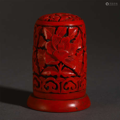 A CHINESE CINNABAR CARVED FLOWER TABLE ITEM