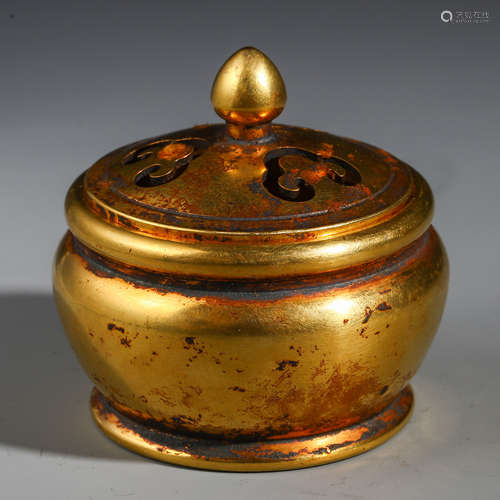 A CHINESE ANCITENT GILT BRONZE LIDDED CENSER