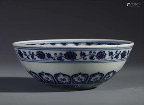 A CHINESE PROCELAIN BLUE AND WHITE WOLONG BOWL