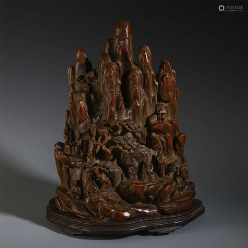 A CHINESE AGALWOOD MOUNTAIN AND FIGURE TABLE ITEM