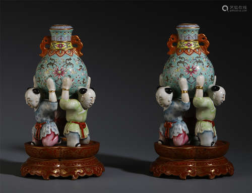 PAIR OF CHINESE WUCAI BOY VASE