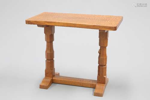 A MOUSEMAN OAK HALL (OR EXTENSION) TABLE, CIRCA 1960'S